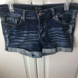 Cute and Stretchy Jean Shorts